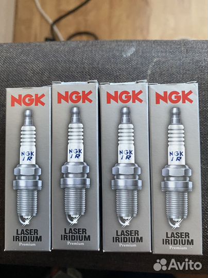 Прдам свечи зажигания ngk 4 шт