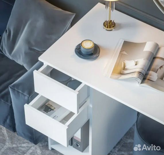 Стол компьютерный