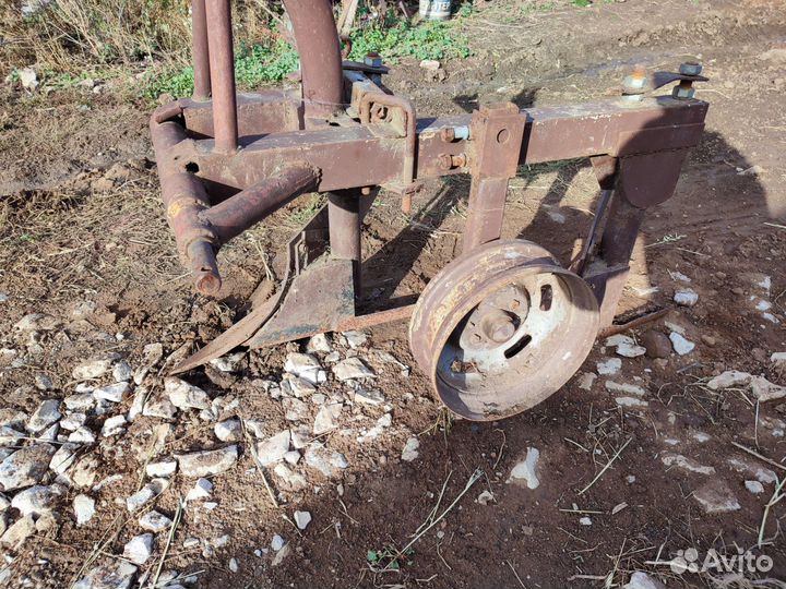 Плуг на т 25