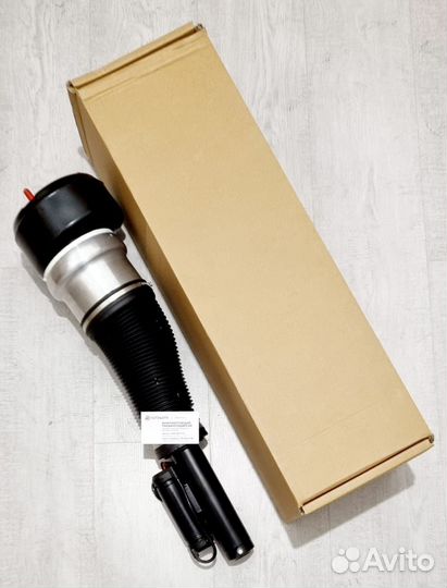 Пневмостойка Mercedes-Benz S-class Airmatic