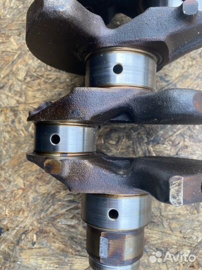 Коленвал mitsubishi carisma 1.6 4g92