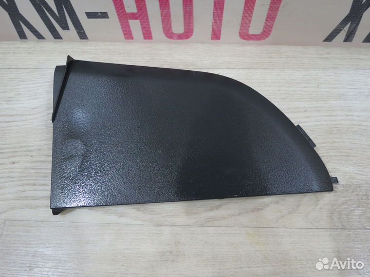 Накладка торпедо левая Toyota Corolla 150