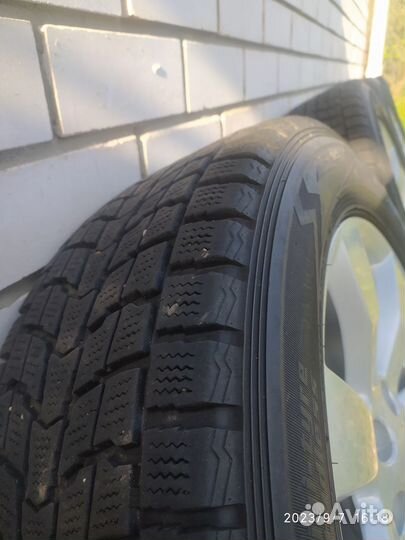 R18 Dunlop Grandtrek SJ6 225/60, PCD 5x114.3 DIA 67.1