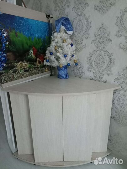 Угловая тумба под аквариум
