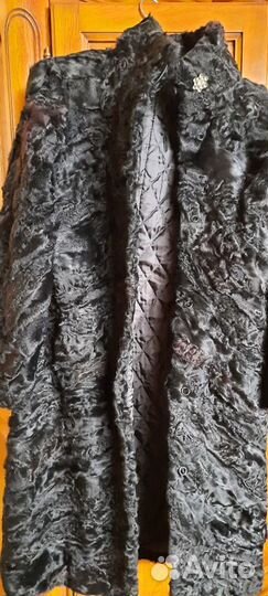 Шуба каракулевая чёрная 48р почти новая