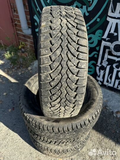 Formula Ice 215/60 R16