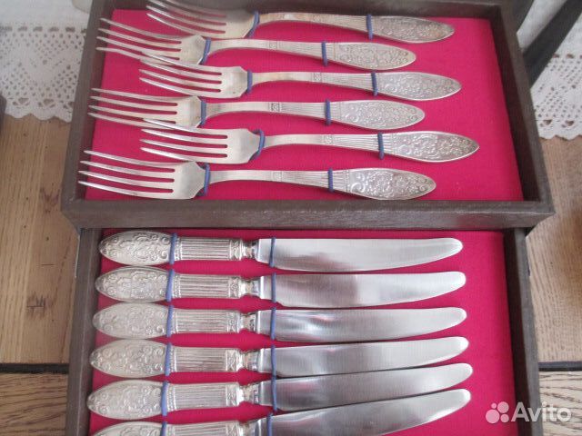 Ложки вилки и др мельхиоровые приборы