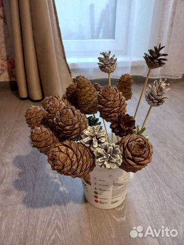 Шишки декор