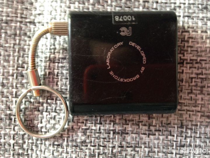 Брелок- электронный фотоальбом