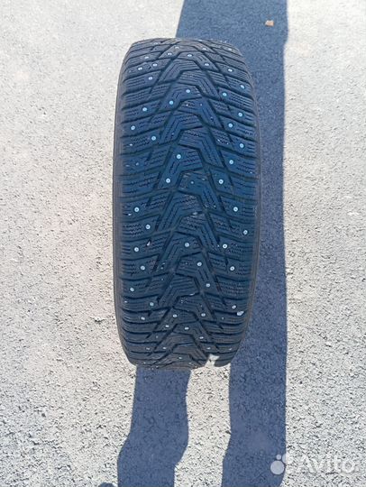Hankook Winter I'Pike 215/55 R17