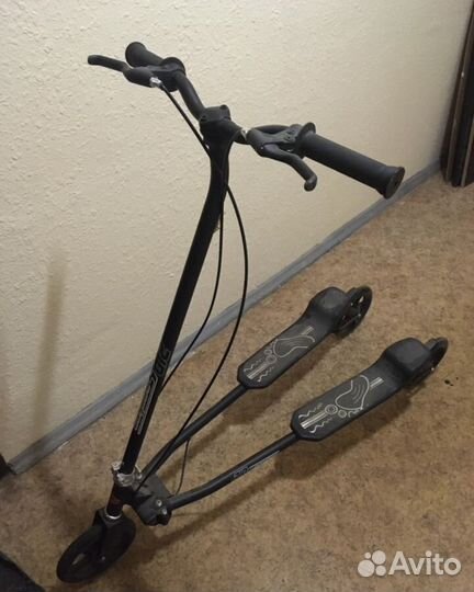 Инерционный самокат