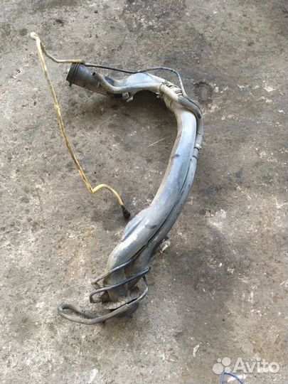 Горловина топливного бака Peugeot 406 8B XUD9TE