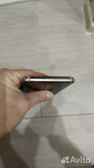 Samsung Galaxy S8+, 4/64 ГБ