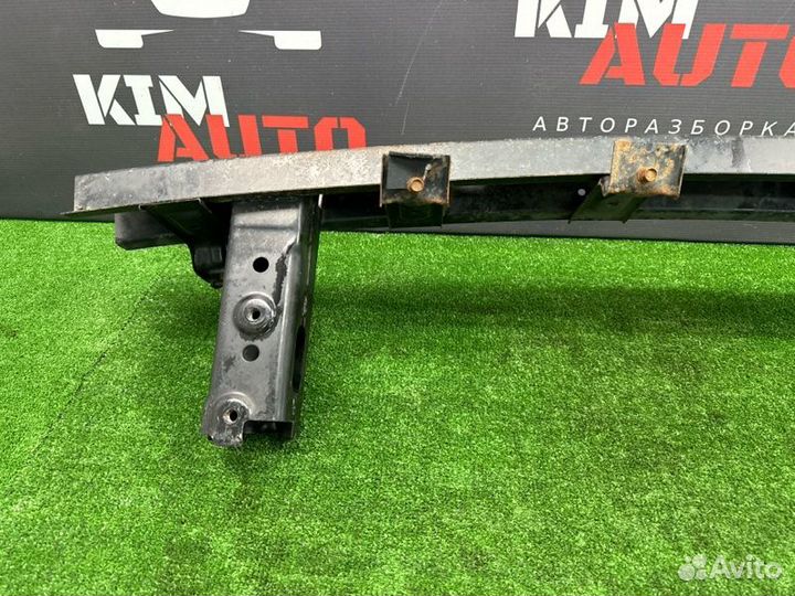 Усилитель заднего бампера Hyundai Tucson Jm 2.0