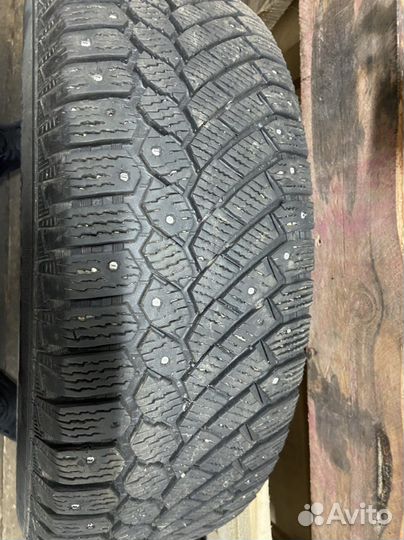 Continental ContiIceContact 4x4 225/65 R17