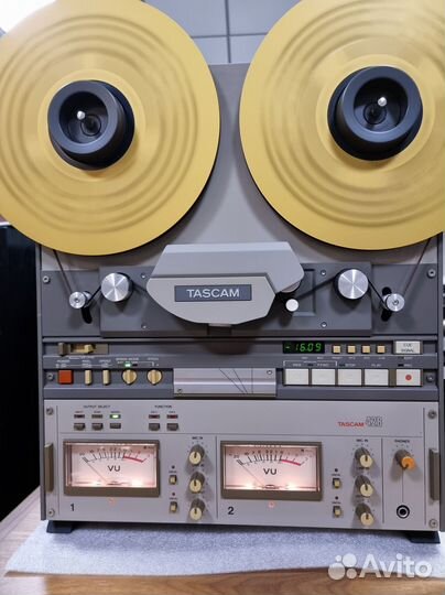 Tascam 42B катушечный магнитофон 100v