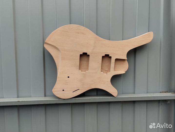 Дека для электрогитары (Headless)