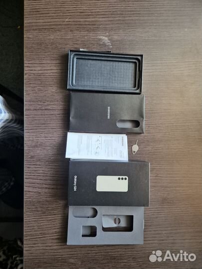 Samsung Galaxy S24, 8/128 ГБ