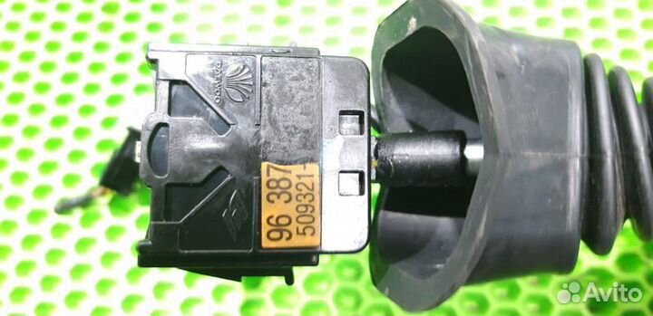 Переключатель поворотов Chevrolet Lacetti J200