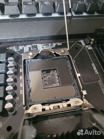 Материнская плата 1366 с i7 920