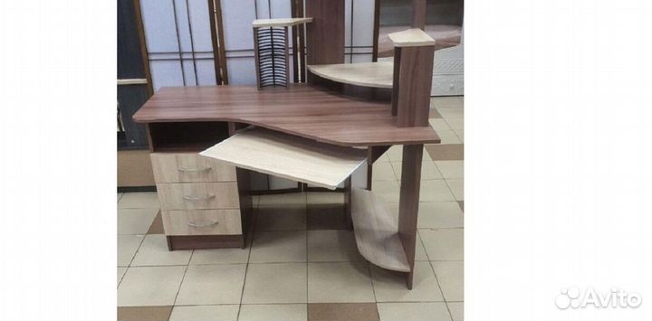 Стол компьютерный Грета 7 Шимо