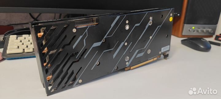 Видеокарта RX 6800 на 16 гб