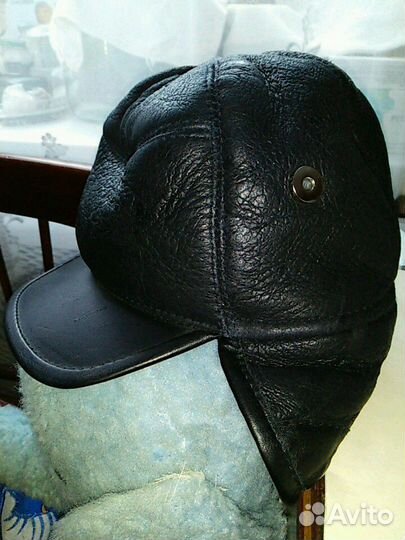Кепка зимняя кожа,новая