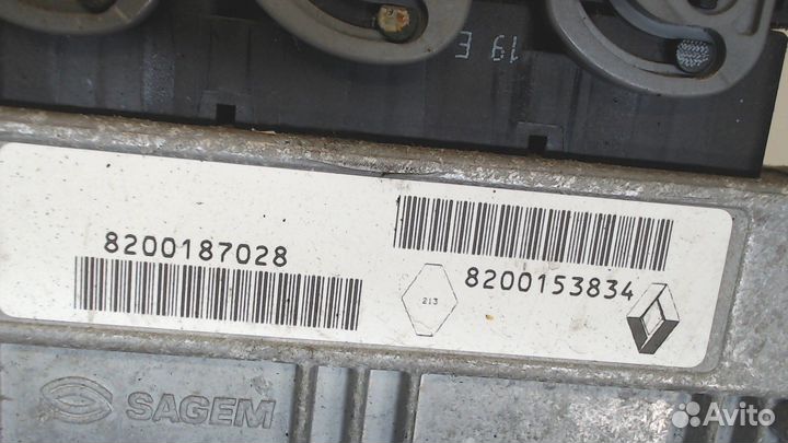 Блок управления двигателем Renault Clio, 2002