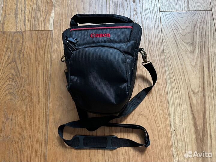 Зеркальный фотоаппарат новый Canon EOS 77D