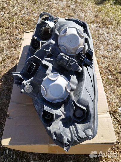 Фара правая LADA Xray
