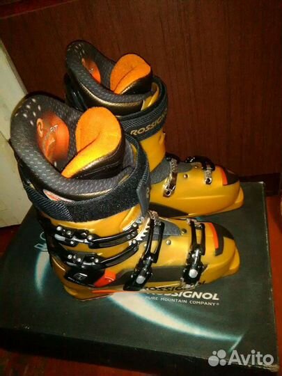Горнолыжные ботинки