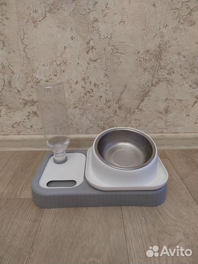 Кормушка с автопоильником для кошек