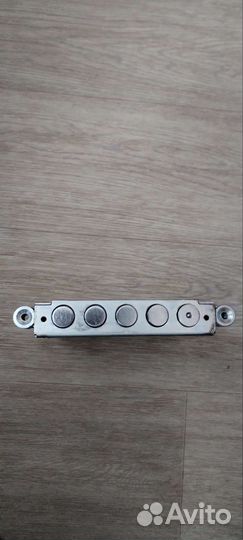 Замок врезной сувальдный