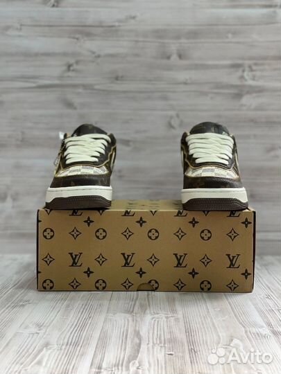 Кроссовки женские louis vuitton