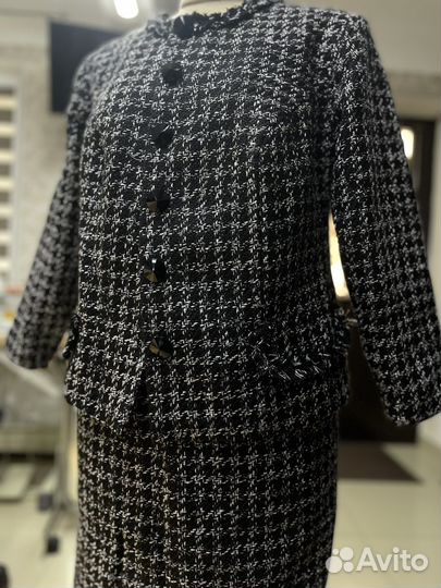 Костюм женский