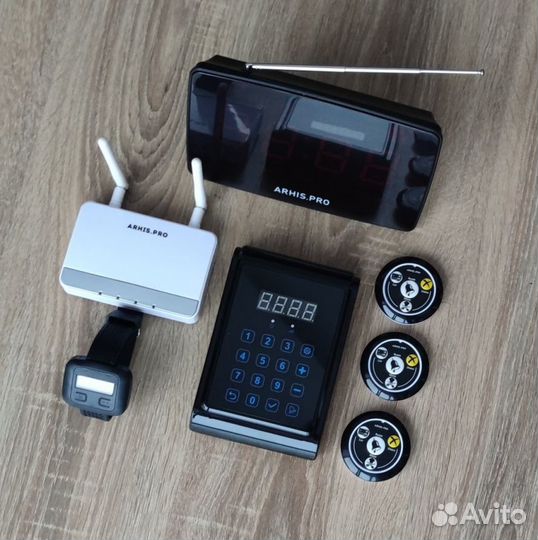 Кнопка вызова официанта комплект с часами и табло