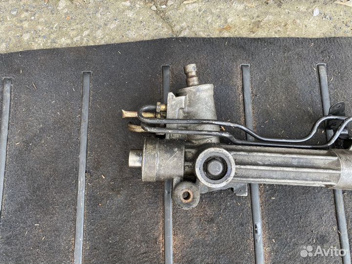 Рулевая рейка Ford Fiesta 4