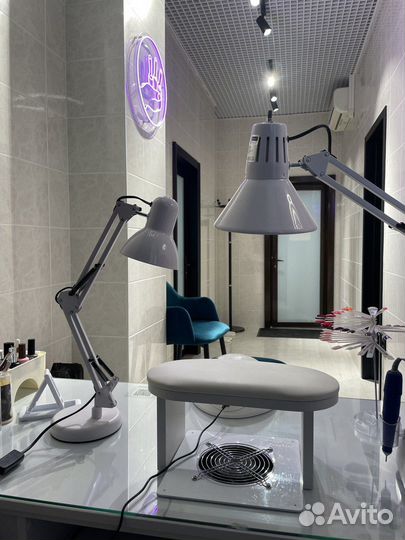 Место мастера маникюра в аренду