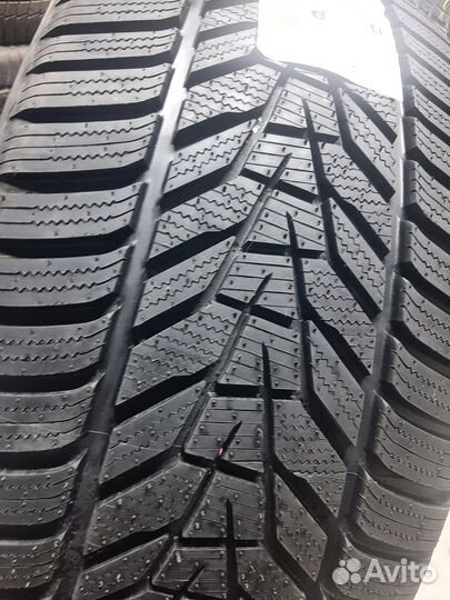 Hankook Winter I'Cept Evo 3 W330A 285/45 R21 113W