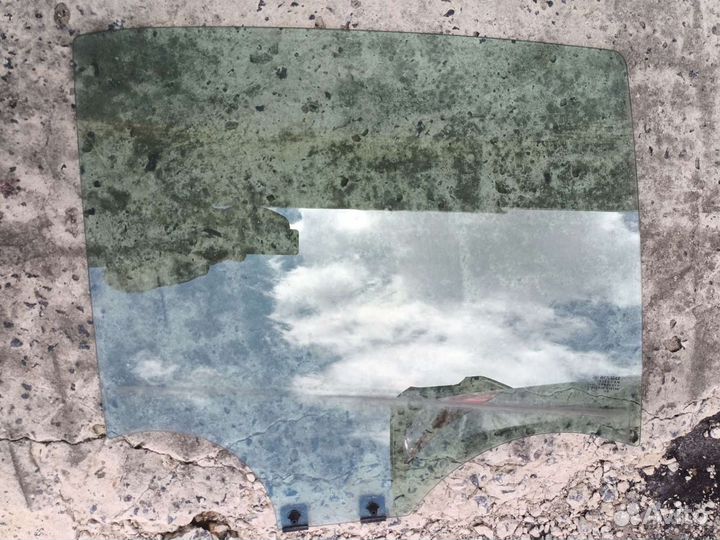 Стекло заднее правое Renault Logan 2,Stepwаy