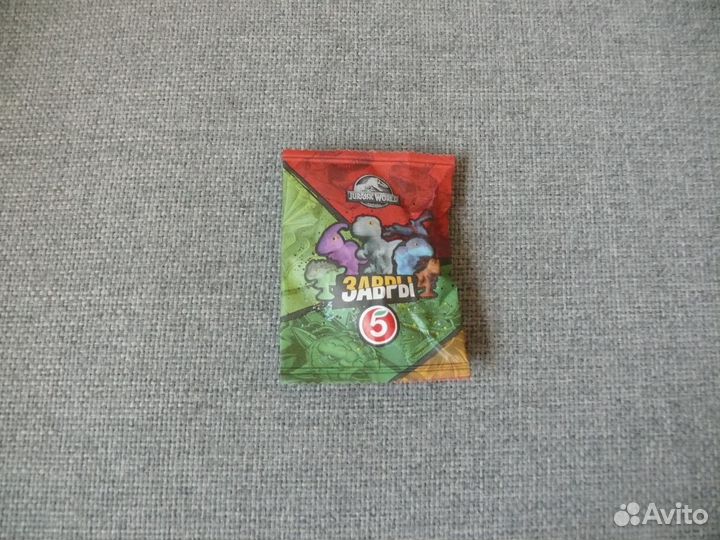 Завры” (Пятерочка) 1 запакованная игрушка