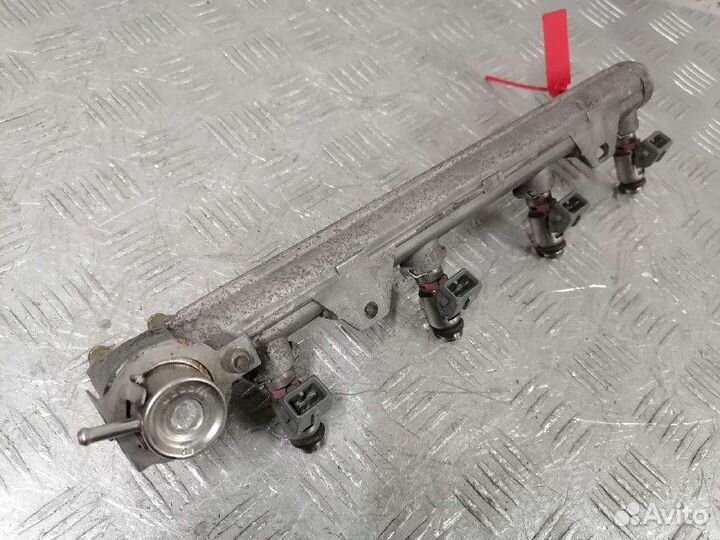 Форсунки топливные Volkswagen Golf 4 1.4 16V