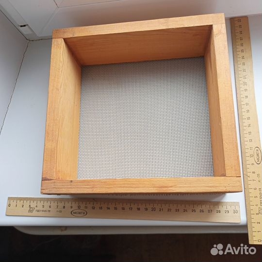 Кормушки Сачки Растения Галька Сито для рыбок