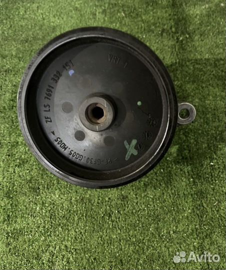 Насос гур Мерседес W 204 W 212