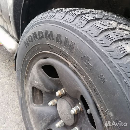 Nordman 5 215/65 R16