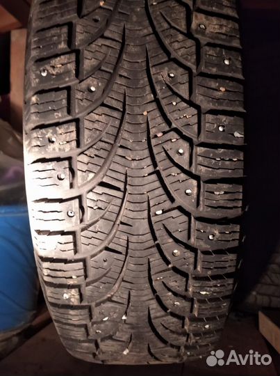Pirelli Winter Carving Edge 215/70 R16