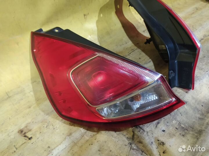 Фонарь задний Ford Fiesta 2008-2019 Форд фиеста