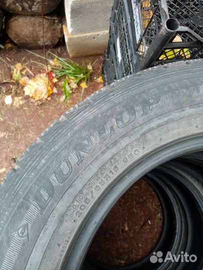 Dunlop Graspic DS3 205/65 R16