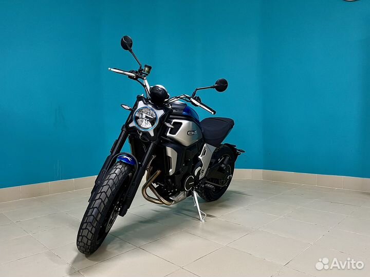 Cfmoto 700CLX Heritage (ABS)