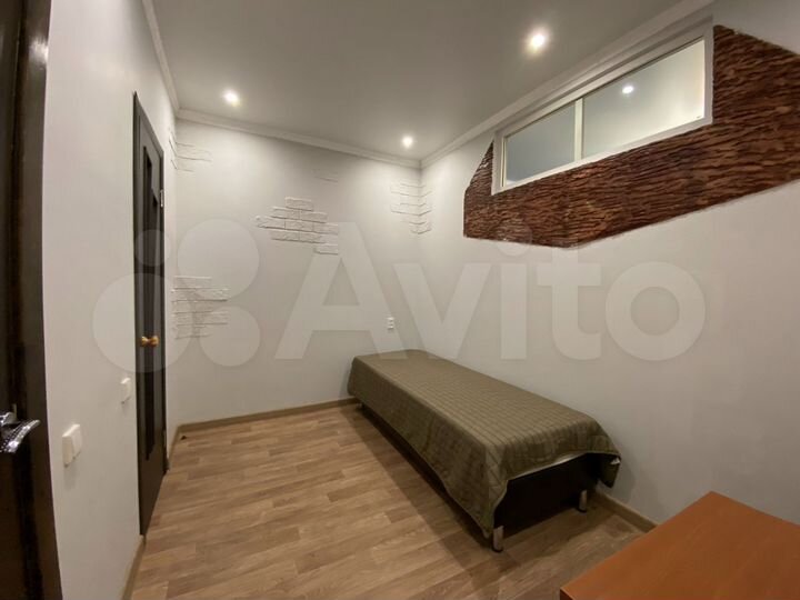 1-к. квартира, 40 м², 1/10 эт.